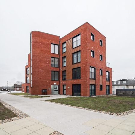 Livestay-Modern Apartment Minutes Away From Heathrow Slough Kültér fotó