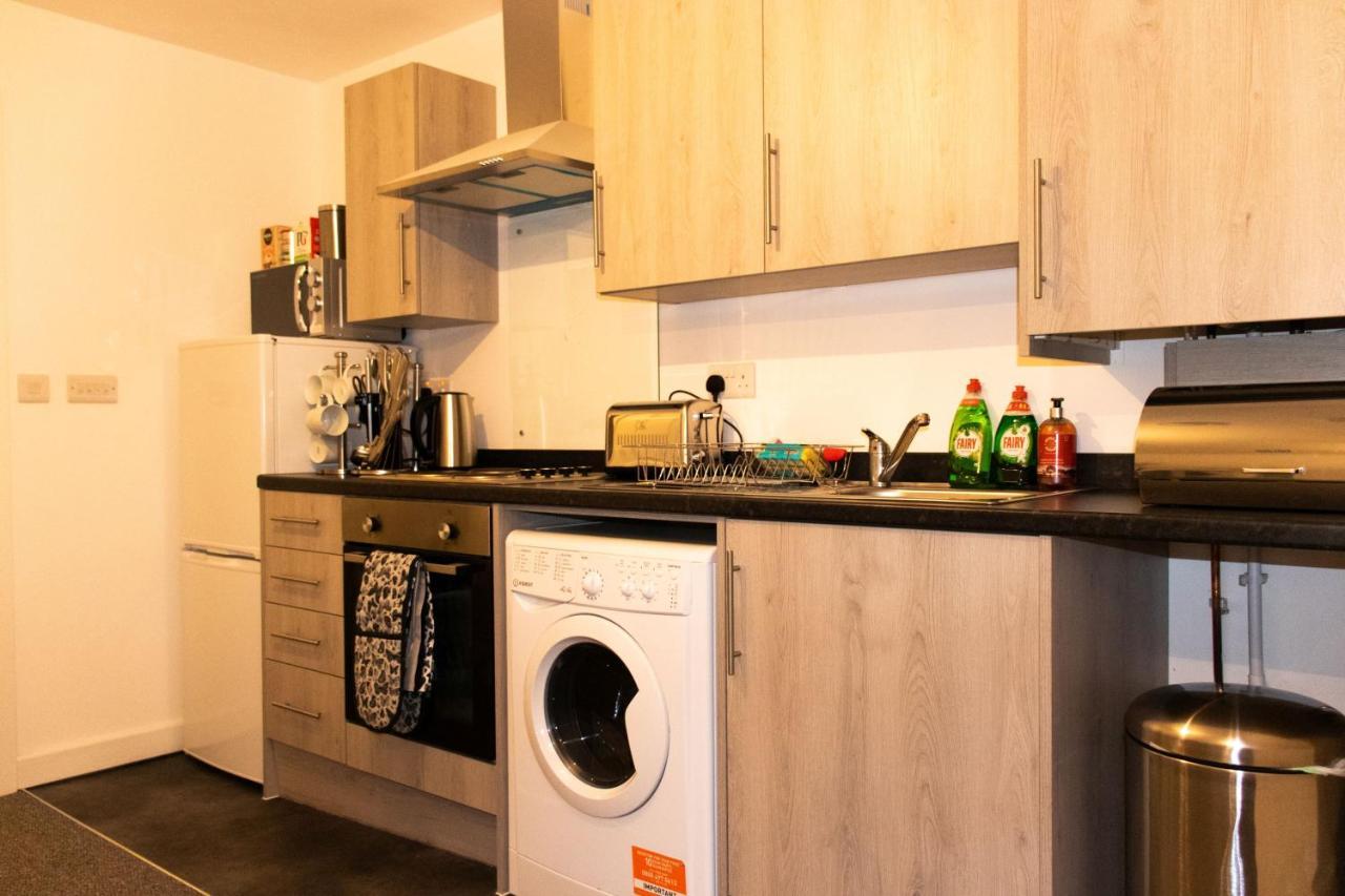 Livestay-Modern Apartment Minutes Away From Heathrow Slough Kültér fotó